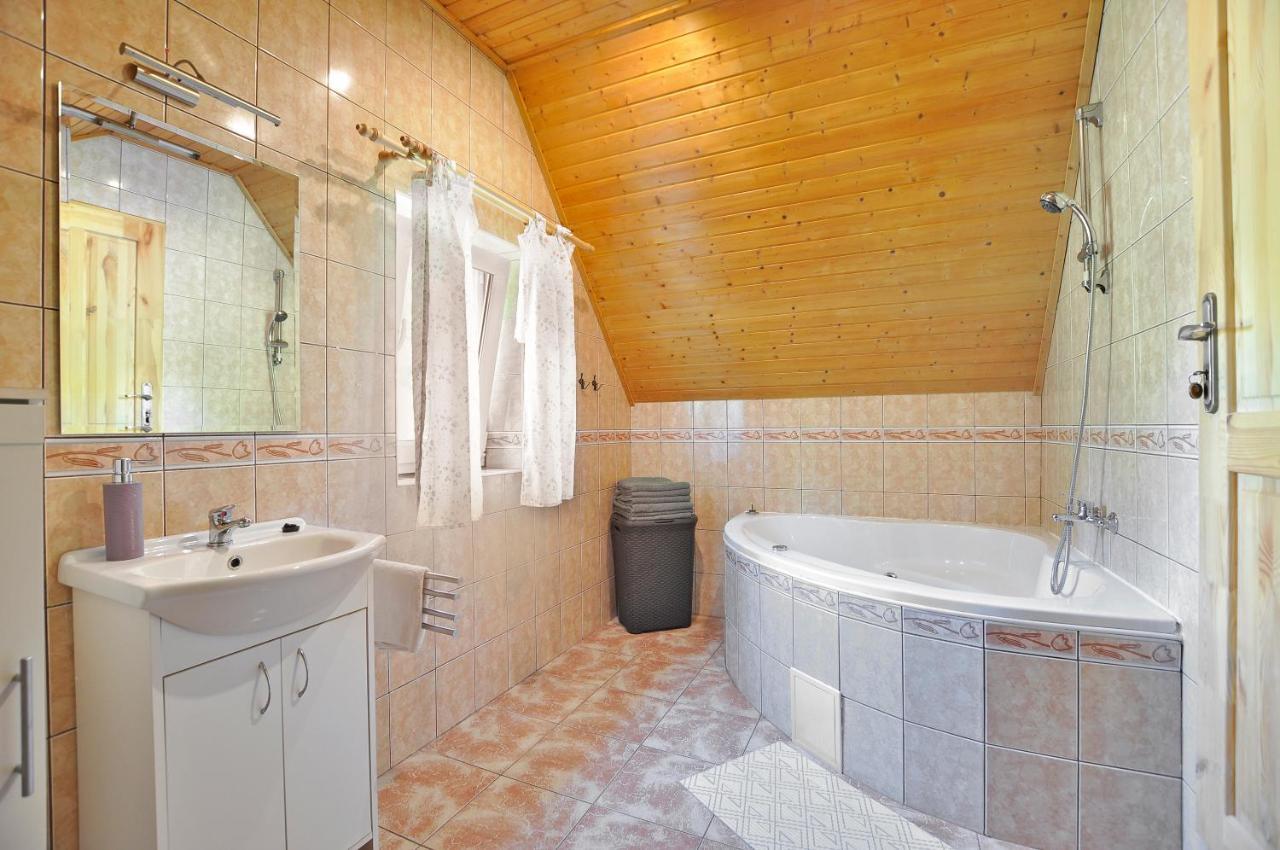 Ubytovani U Krakonose Villa Lampertice Exteriör bild